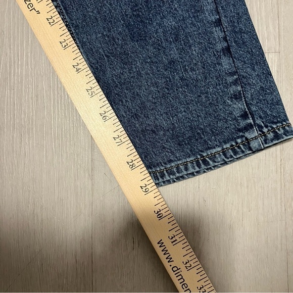 Old Navy Men’s 32x30 Basic Skinny Built In Flex Medium Wash Jeans NWOT Casual - Picture 10 of 10